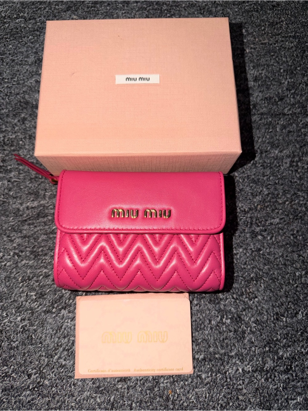 Like New Miu Miu Hot Pink Chevron Quilted Leather Wallet with Gold Logo